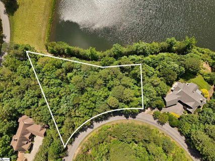 Glen Hollow Road active lot in Cliffs Valley, Travelers Rest, SC
