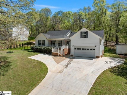 A home in Cades Creek