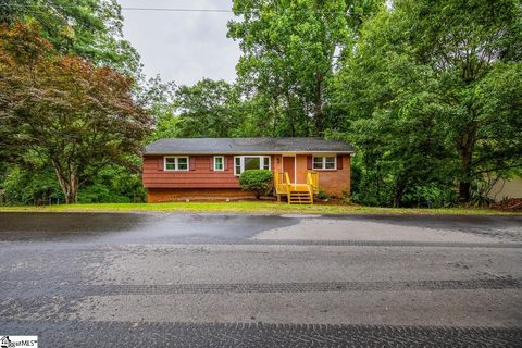 7 Birchbark Drive