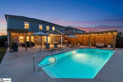Previously sold for $661,400