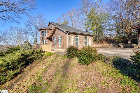 118 Sunset Drive pending home in Sunset Harbor, Inman, SC