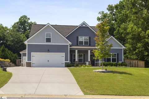 6 Pine Knott Drive sold home in The Preserve At Trollingwood, Pelzer, SC