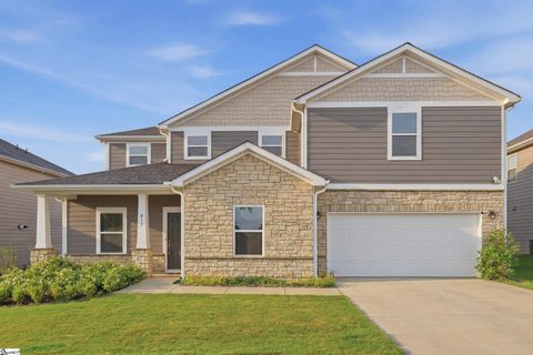 817 Elgon Walk Drive active home in Wexford Park, Fountain Inn, SC