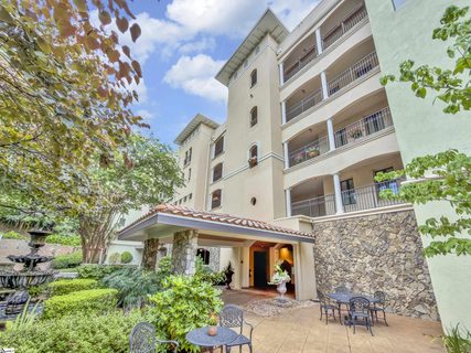 1209 E Washington Street Unit 101 active home in Richland At Cleveland Park, Greenville, SC