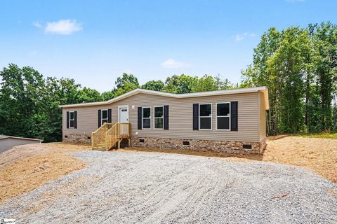 Homes in Cedar Ridge, Liberty