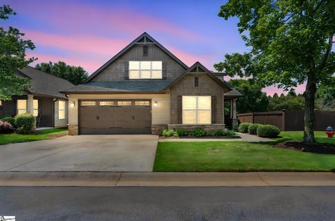 Homes in Greystone Cottages, Greer