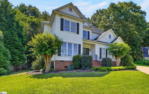 5 Huntsman Court active home in Neely Farm, Simpsonville, SC