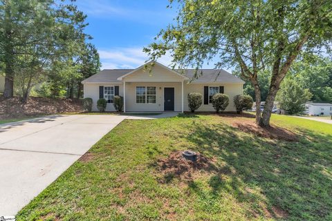 221 Riverbreeze Road sold home in River Breeze, Greenville, SC