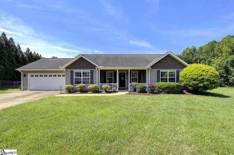 109 Countryglen Court sold home in Country Knolls, Greer, SC