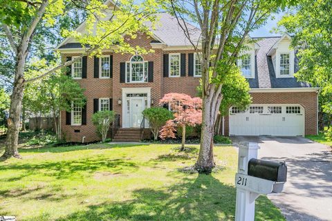 211 W Hypericum Lane sold home in Garlington Place, Greenville, SC