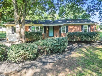 Homes in Forest Acres, Piedmont