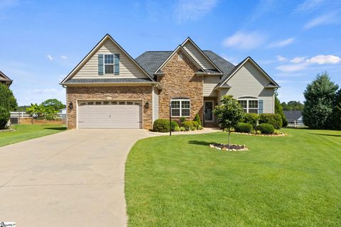 330 War Emblem Drive sold home in Belmont, Boiling Springs, SC
