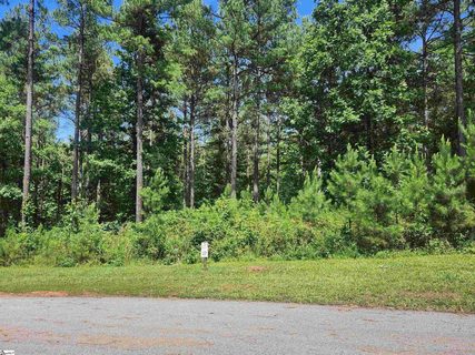 0 High Hampton Road Lot 37 Highland Shores At Keowee active lot in Highland Shores At Lake Keowee, Salem, SC