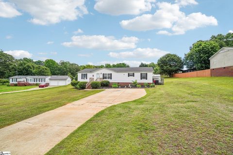 620 Courtland Way active manufactured home in Foxbriar, Greer, SC