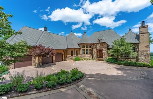 29 High Cliffe Way active home in The Cliffs At Glassy, Landrum, SC