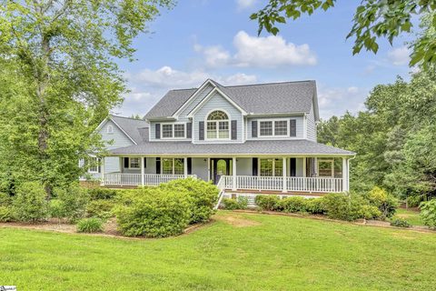 204 Long View Lane active home in Six Mile Ridge, Pickens, SC