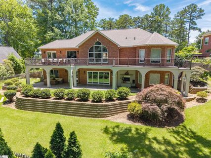 Homes in Emerald Pointe, Seneca