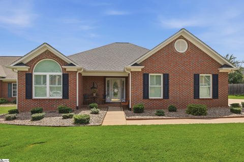 412 Rambling Rose Way sold home in Arbours West, Moore, SC