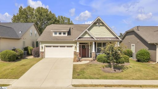 121 Belle Oaks Drive active home in Cottages At Harrison Bridge, Simpsonville, SC