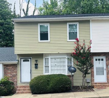 Homes in Highland, Greenville