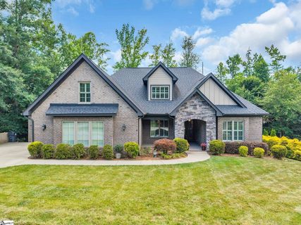 Homes in Bunker Hill, Greer
