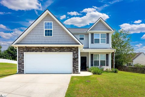 101 Reedy Falls Drive active home in Reedy Falls, Greenville, SC
