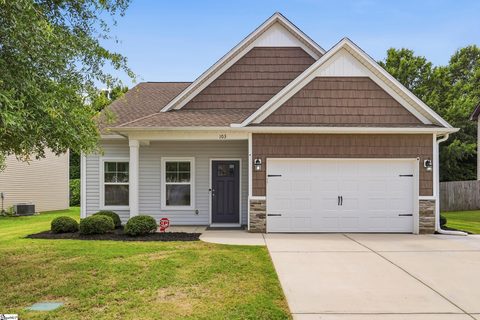 103 Chadmore Street active home in Victoria Park, Simpsonville, SC