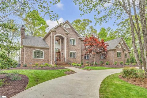 116 Sleepy Hollow Lane active home in Carolina Country Club, Spartanburg, SC