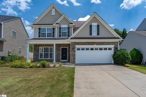 Homes in Lismore Park, Greer