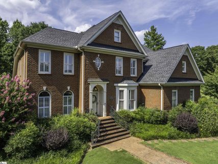723 Sugar Pine Court active home in Willow Creek, Greer, SC