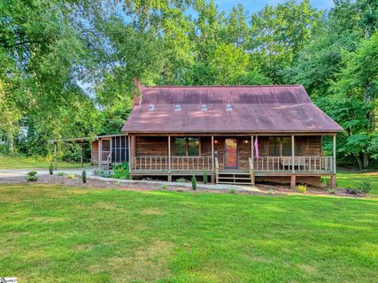 Homes in Country Heights, Laurens