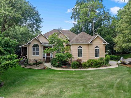 1 Fox Ridge Way active home in Pebble Creek, Taylors, SC