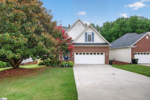 105 Meadow Green Drive active home in Meadow Green, Piedmont, SC