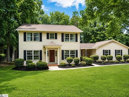 516 Brian Drive active home in Hillbrook Forest, Spartanburg, SC