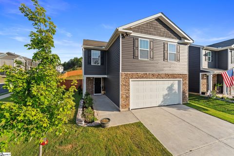 201 Elderberry Lane active home in Lenhardt Grove, Easley, SC
