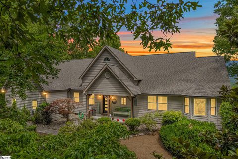 Homes in River Bluff, Cleveland