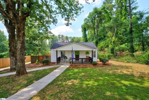 1020 Jacobs Road pending home in Pleasant Valley, Greenville, SC