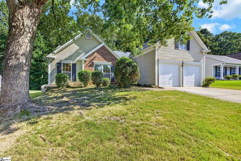 110 W Okaloosa Way pending home in Foxdale, Simpsonville, SC