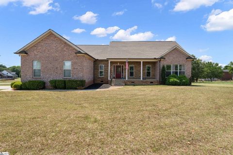 4401 Parris Bridge Road sold home in Carlisle Place, Boiling Springs, SC