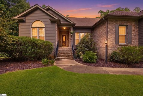 703 Garnett Way pending home in Glen Meadows, Simpsonville, SC
