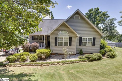 100 Sycamore Drive sold home in Lakewood Estate, Pickens, SC
