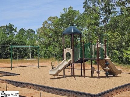 221 Golden Oaks Lane 71 active home in Anderson Oaks, Easley, SC