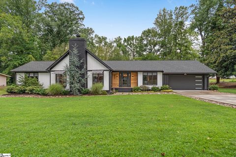 225 Parliament Road pending home in Merrifield Park, Greenville, SC