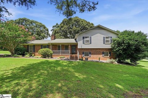 404 Jameson Drive pending home in Jameson Place, Piedmont, SC
