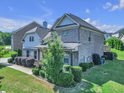 14 Park Vista Way active home in Hunters Ridge, Greenville, SC