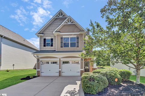 257 Meadow Blossom Way active home in Creekwood, Simpsonville, SC