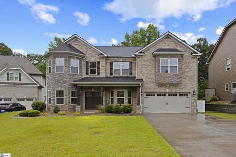 Homes in Redcroft, Greer