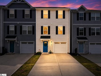 222 Maple Forge Trail active townhome in August Brook, Greenville, SC