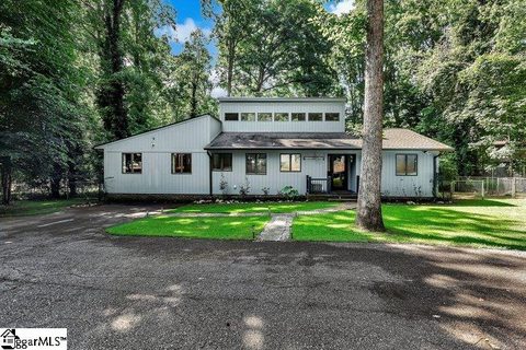Homes in Shenandoah, Townville