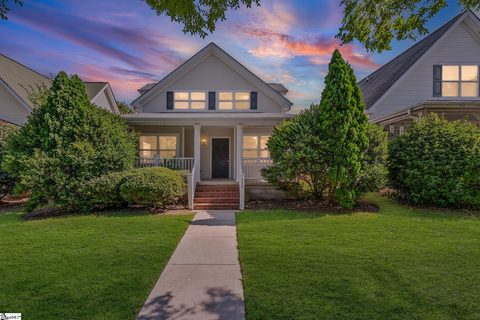 335 Woodlark Street active home in Arcadia Hills, Greenville, SC